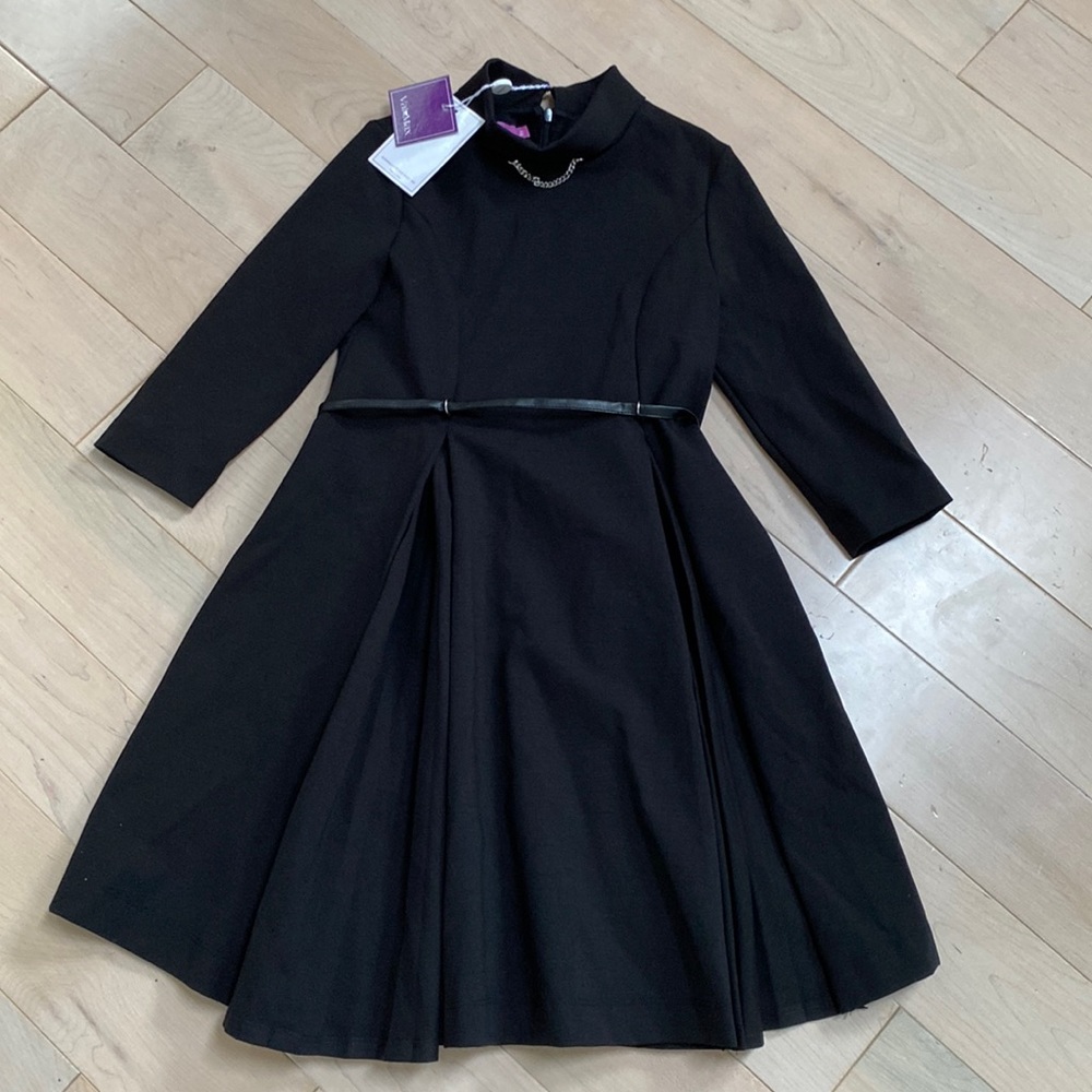 Val Max Italy classic black pleated bottom trim stretch belted dress